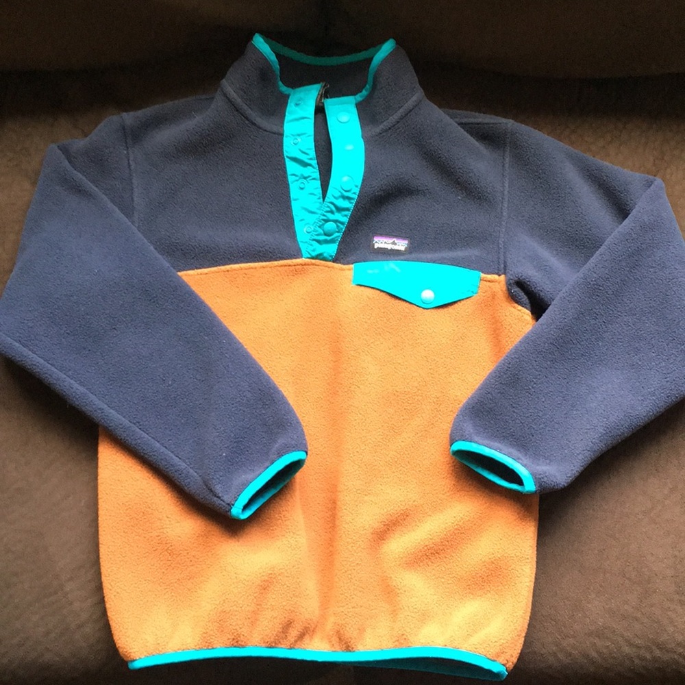 NWOT Boys Patagonia Synchilla - Size M (10)